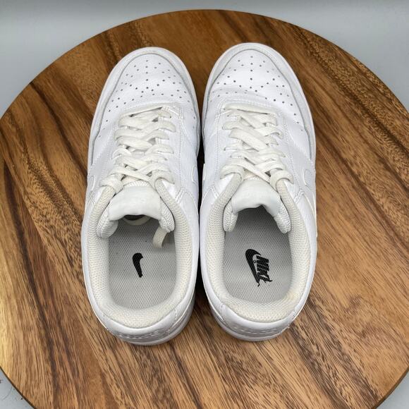 Nike Court Vision Low Shoes Womens 9.5 Triple White Leather Casual Comfort Gym - Picture 5 of 8